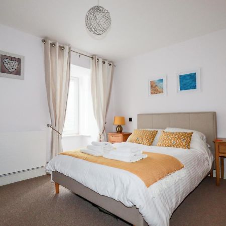 6 Ocean Heights Villa New Quay Dış mekan fotoğraf